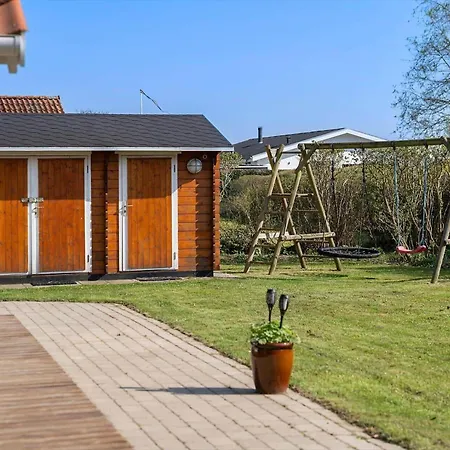 Sj285-bjert-kystvej-64-a * Binderup Strand